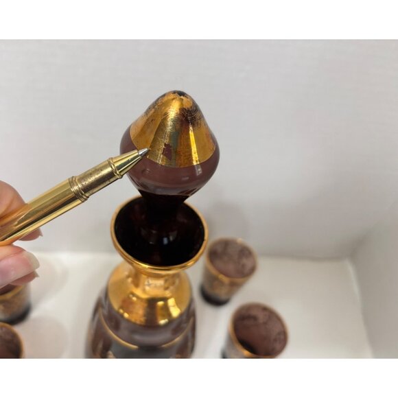 Vintage Decanter Cordial Set with 6 Shot Glasses Amethyst Purple and Gold Gilt - Picture 3 of 10